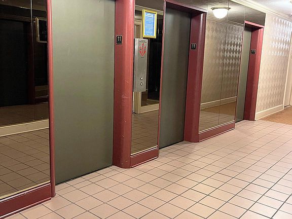 3rd image of 1021 Arlington Blvd APT 1148