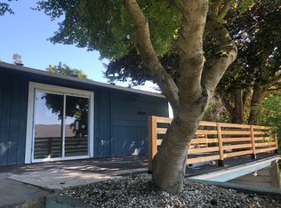 5739 Vista Dr, Ferndale, WA 98248