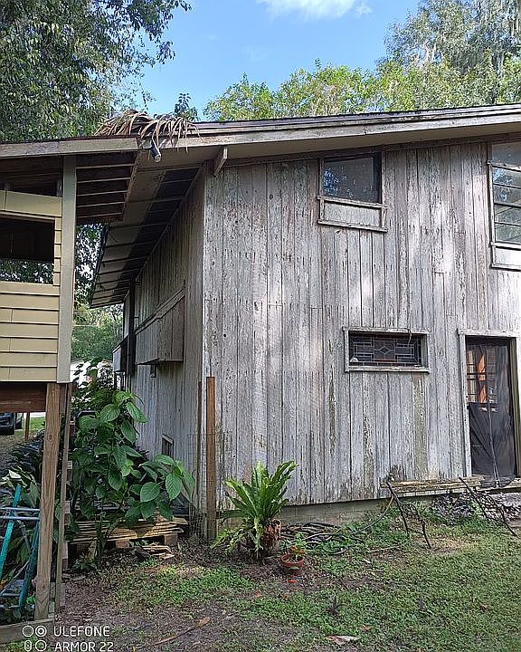 2nd image of 650 SE 74th St