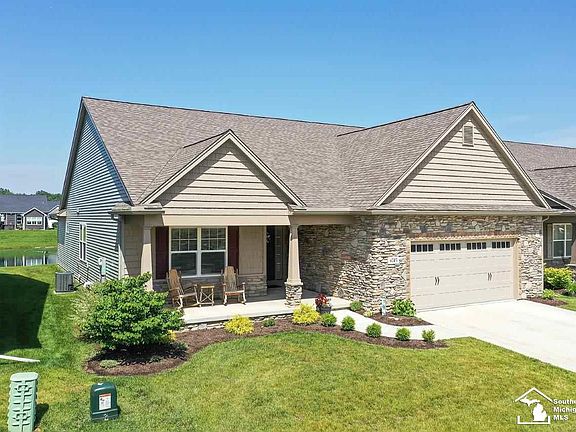 2nd image of 6745 Summerlyn Lakes Dr