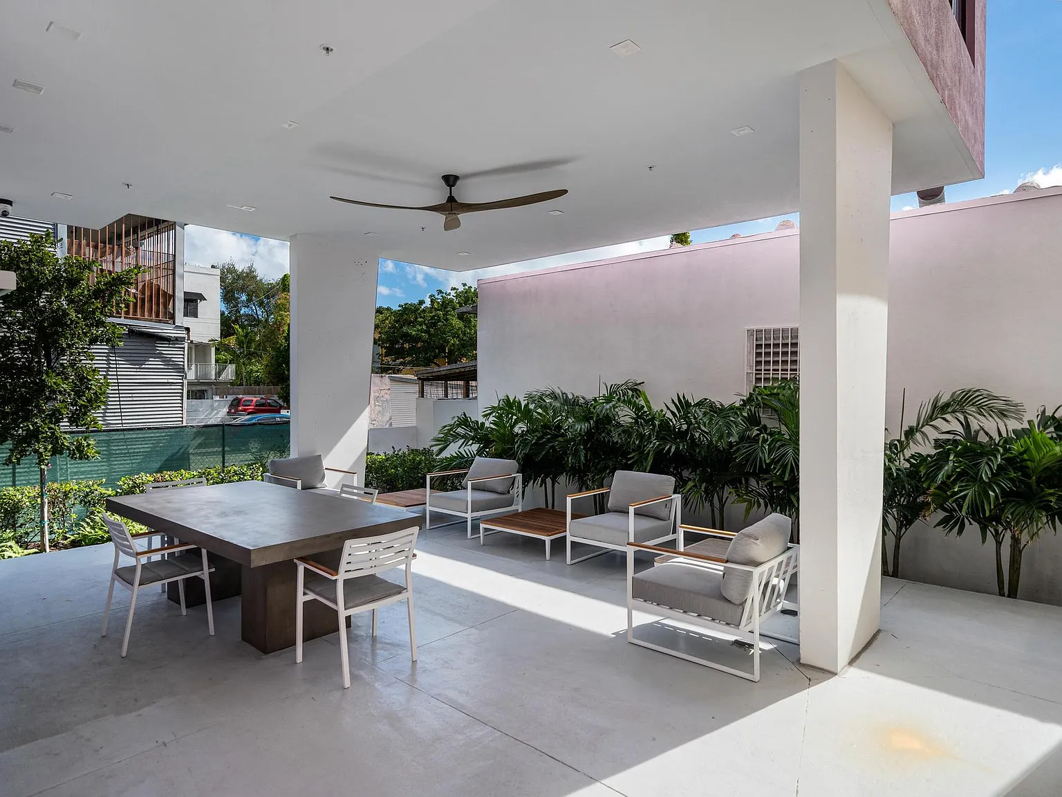 Pastel Apartments — Photo 4