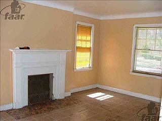 2nd image of 10476 Greensboro St