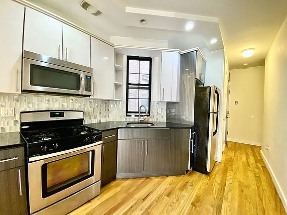 2nd image of 683 Sterling Pl APT 3L