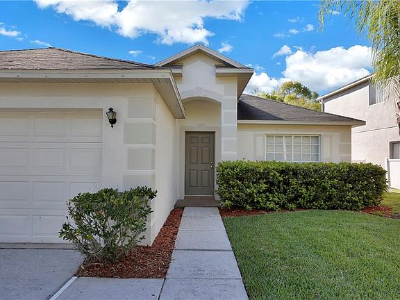 4th image of 18114 Sandy Pointe Dr