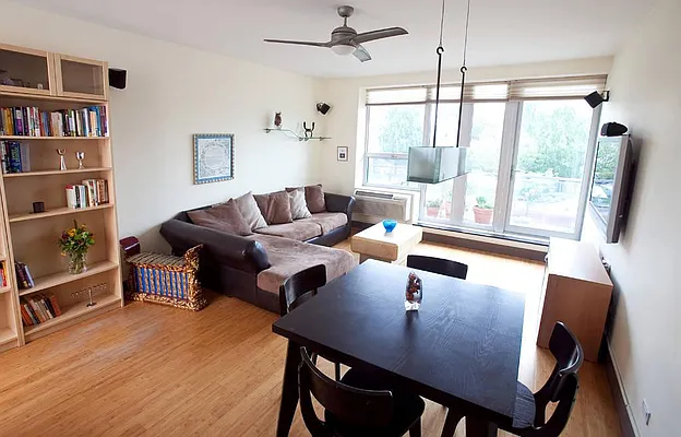 Sold by Luminous Realty | media 1