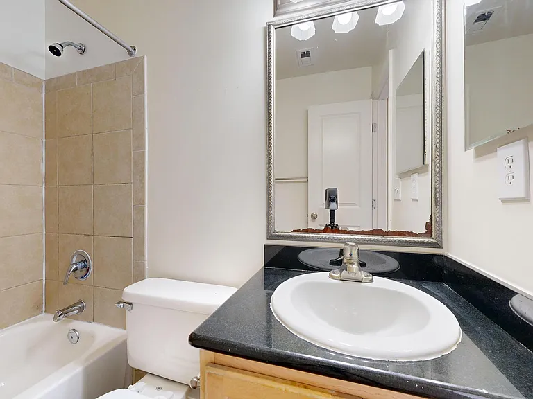 Gayton Pointe Townhomes — Photo 40