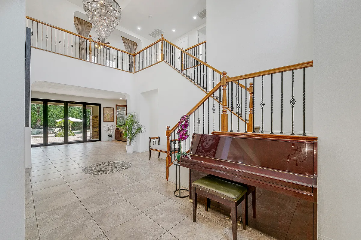 Building Photo - 80633 Plum Ln