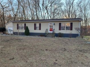 57 Colchester Cmns, Colchester, CT 06415