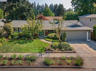 2340 SW Winchester Pl, Portland, OR 97225