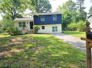 4074 W Freedom Cir, Ooltewah, TN 37363