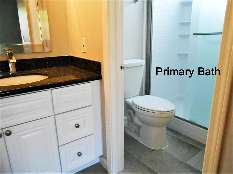 629 Ecker Ct — Photo 12