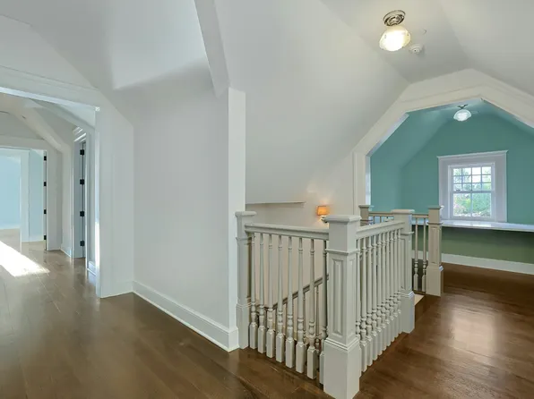 5000 Grosvenor Avenue image 32 of 42