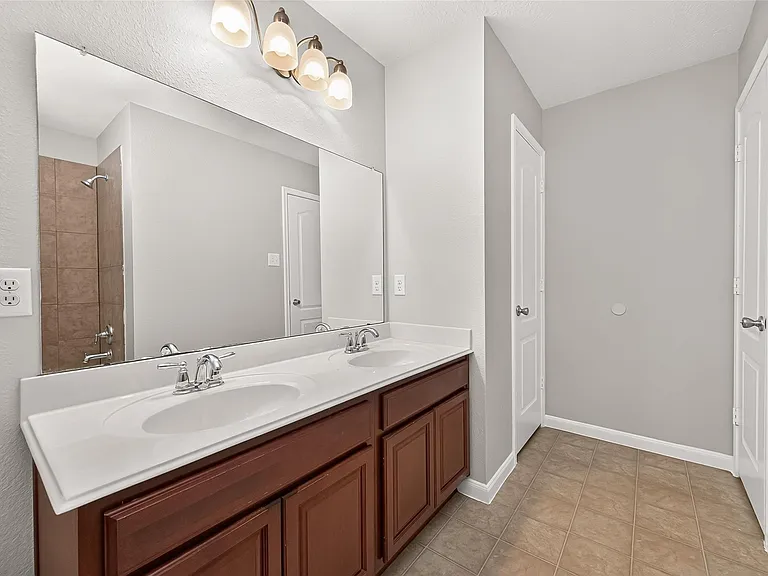 18403 Tupper Bend Ln — Photo 23