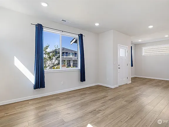 5051 86th Ave NE — Photo 10