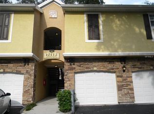 10112 Courtney Oaks Cir APT 202, Tampa, FL 33619