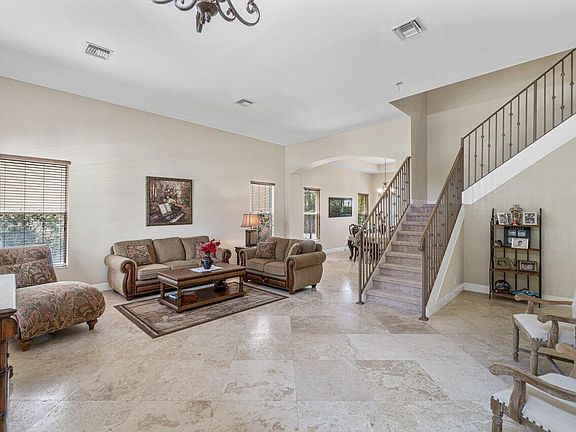 5th image of 9749 Coronado Lake Dr