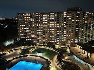 5225 Pooks Hill Rd APT 1814S, Bethesda, MD 20814