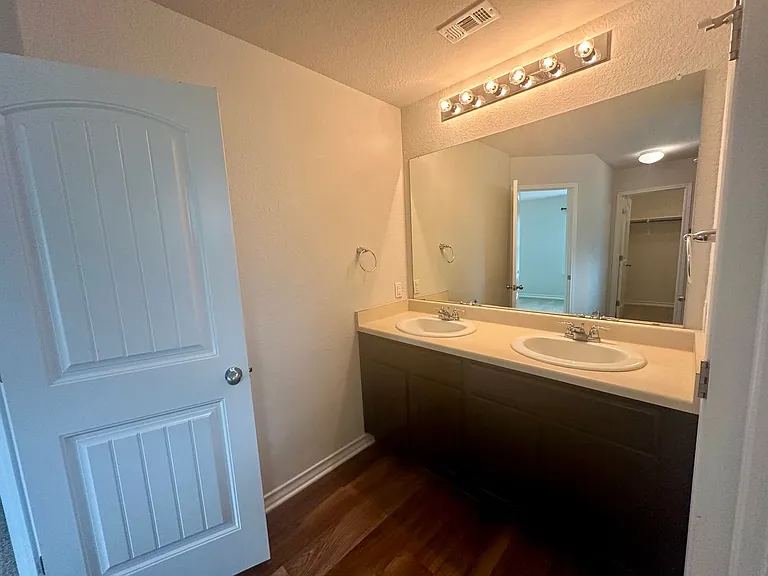 9102 Jersey Stone — Photo 25