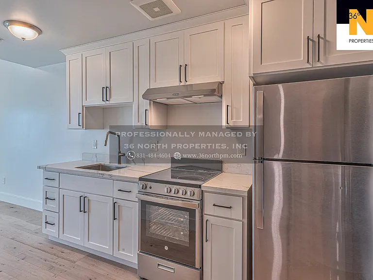301 Main Street — Photo 8