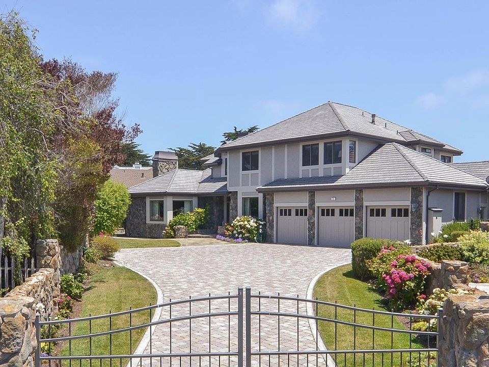 1st image of 48 Fairway Pl