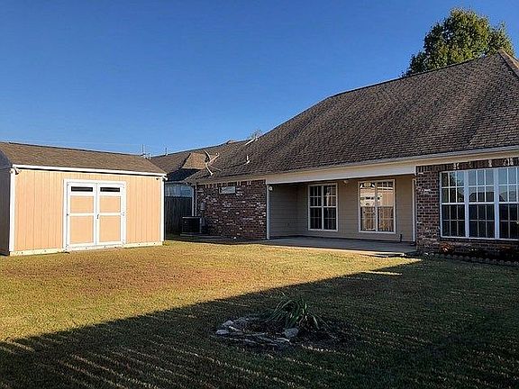 4th image of 1717 Timber Creek Dr