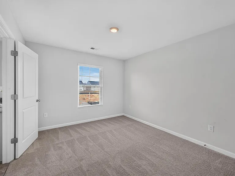 5413 Thrasher Ln — Photo 10