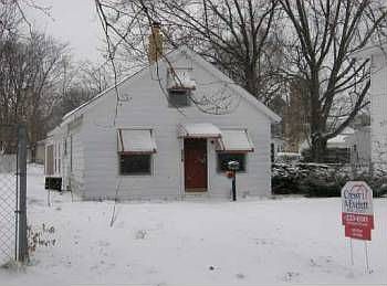 1st image of 824 S 36th St