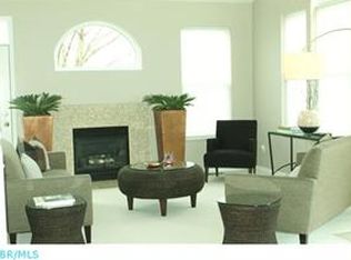 3984 Park Cir S, Hilliard, OH 43026