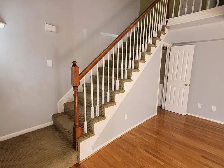 100 Lamplighter Pl — Photo 6