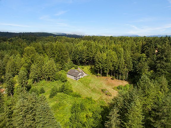 3rd image of 13727 338th Ave NE