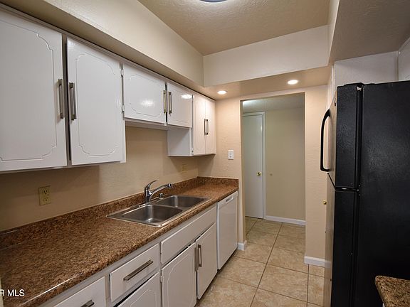 5th image of 3212 Beachcomber Dr
