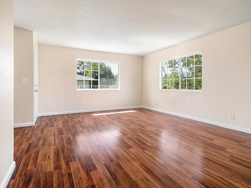 Nashland Apartments 3438 Nashland Ave Lake Elsinore CA Zillow