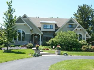 4516 Roslyn Rd, Downers Grove, IL 60515