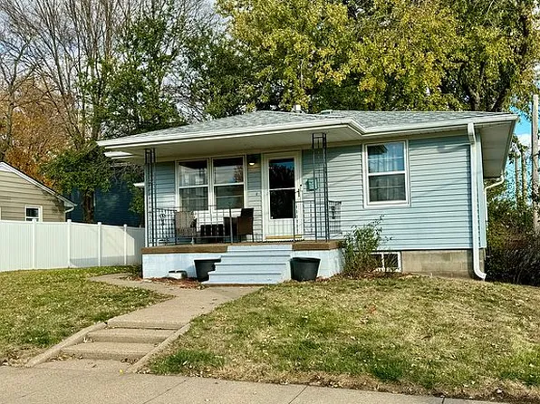 116 N 5th St, Nebraska City, NE 68410
