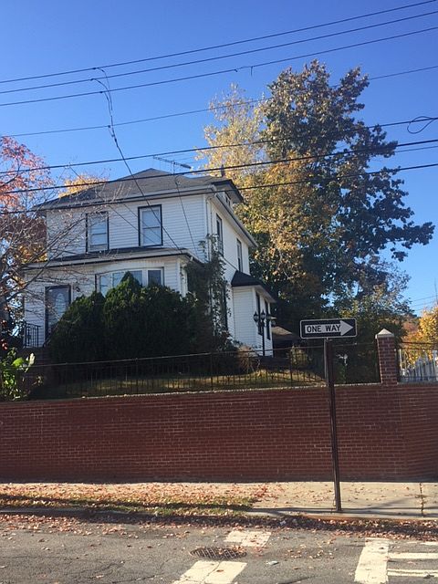 2nd image of 254 Oder Ave