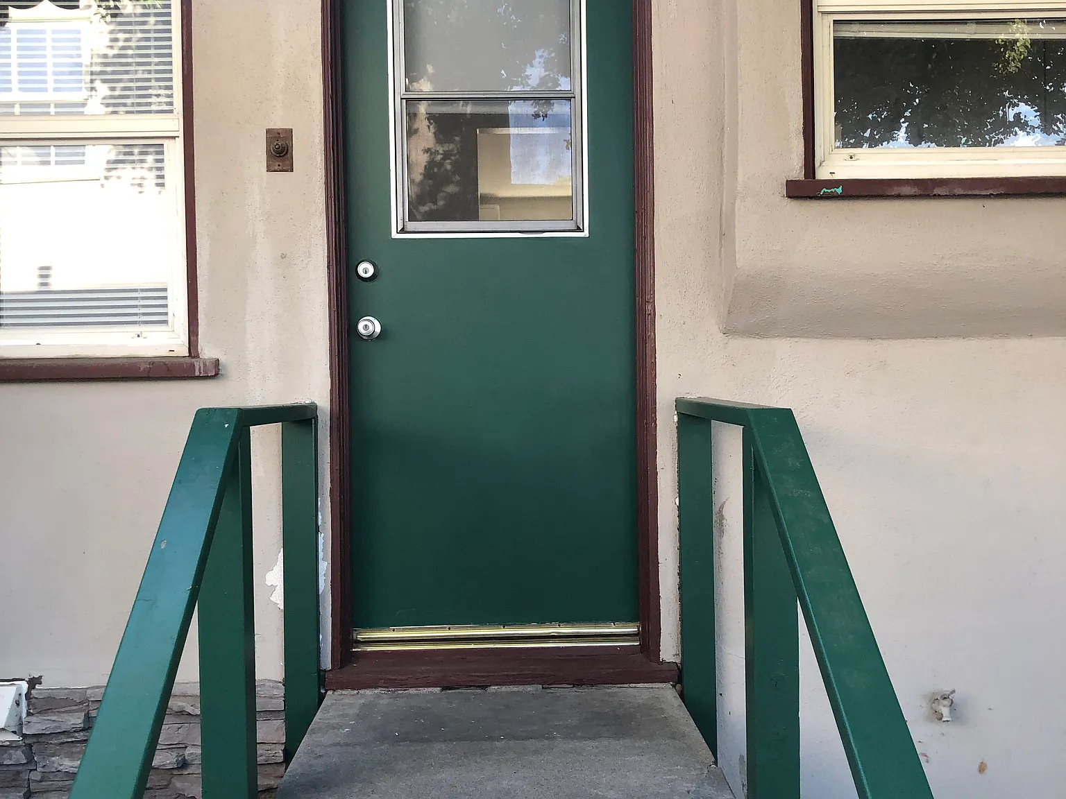 W Laurel Ave, Sierra Madre — Photo 2