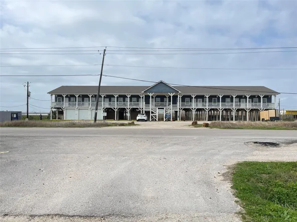 1015 Bluewater Dr #1, Freeport, TX 77541