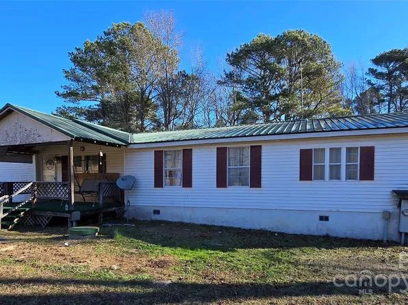 443 McCallum Pond Rd, Candor, NC 27229