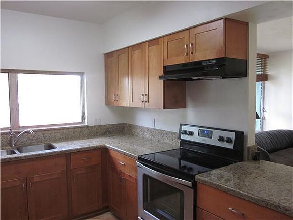 3rd image of 1432 NE 27th Drive