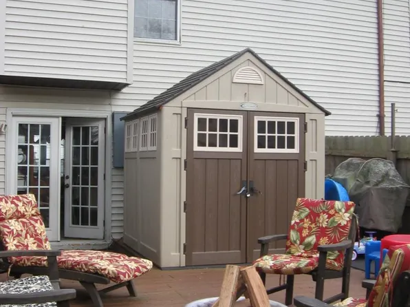 1011 Coastaway Dr, Virginia Beach, VA 23451