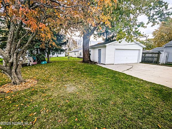 3rd image of 727 Glenwood Ave