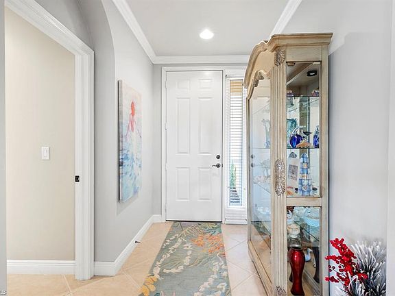 4th image of 13901 Avon Park Cir APT 101