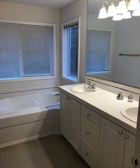 4146 NW Oxbridge Dr — Photo 12