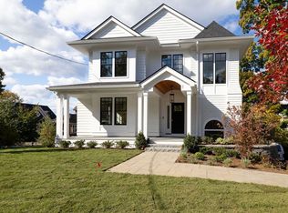 15 Chase St #1, Newton Center, MA 02459