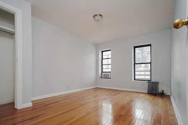 Rented by Dom & E Property Management | media 36