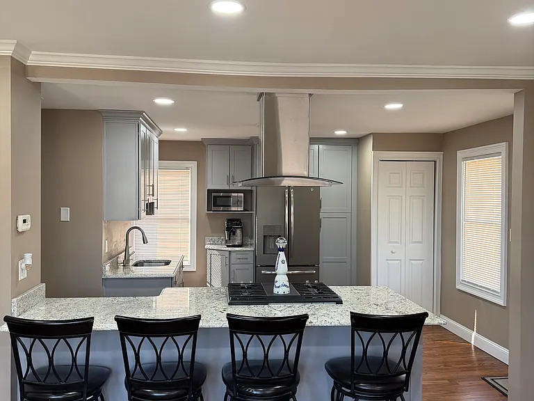 13-15 Howard Ave — Photo 11