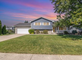 6450 Robbins Rd, Portage, IN 46368