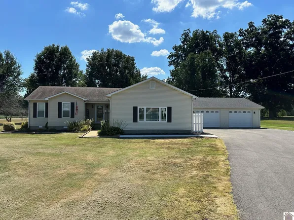 395 Kenneth Ln, Hickory, KY 42051