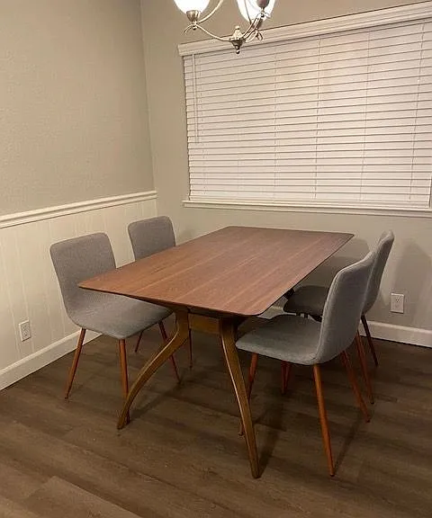 Shasta Villa Apartments — Photo 2