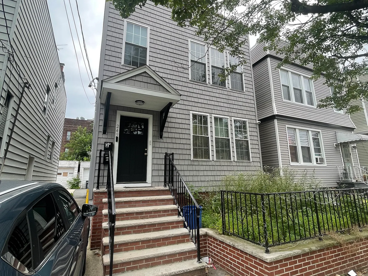 3 bed, 1100 sqft, $2,550 — Photo 1